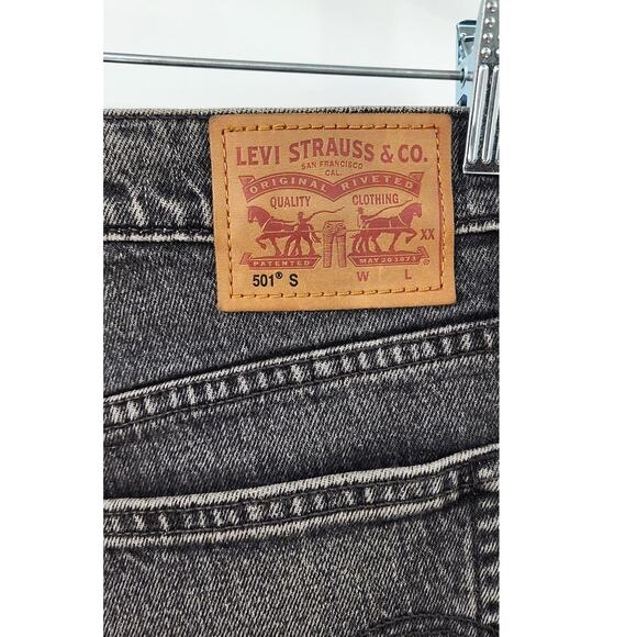 Women's Black Wash Levi's 501 S Skinny Fit Classic Black Jeans Timeless Size 28 - Picture 8 of 11